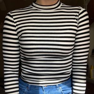 Long sleeve mock turtle neck crop top